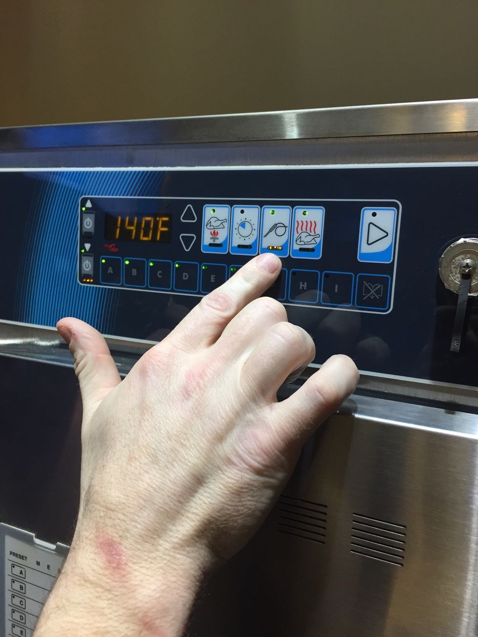 Now set your probe hold to your desired internal holding temperature. We chose it to be 140F for turkey.