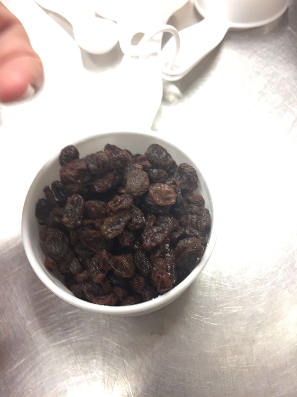 1 & 1/2 cup raisins
