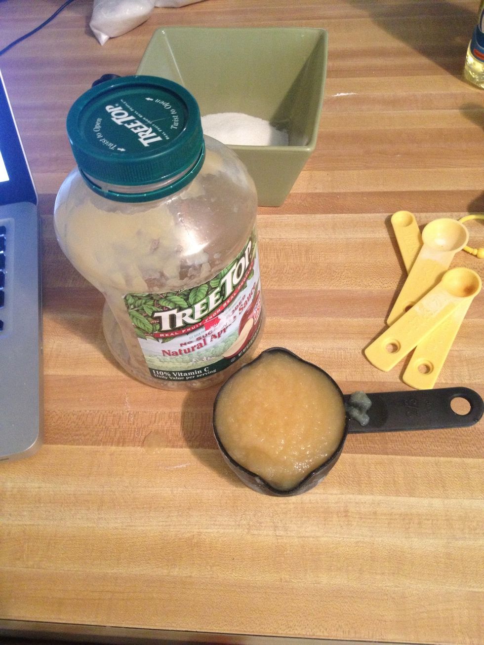 1/2 cup applesauce!