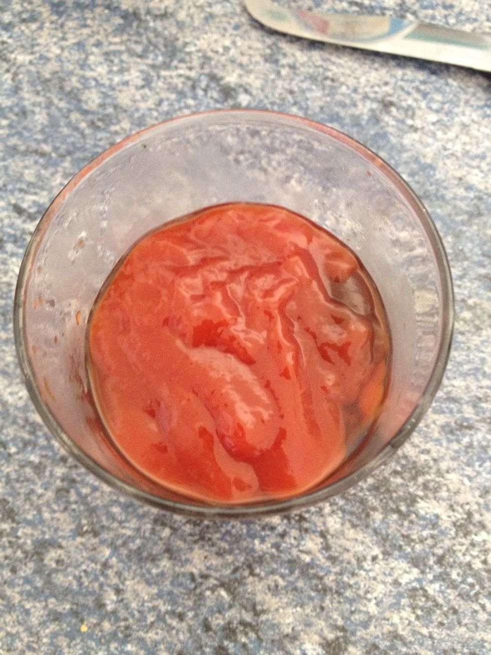 1/2 cup of 1/2 BBQ & 1/2 tomato sauce