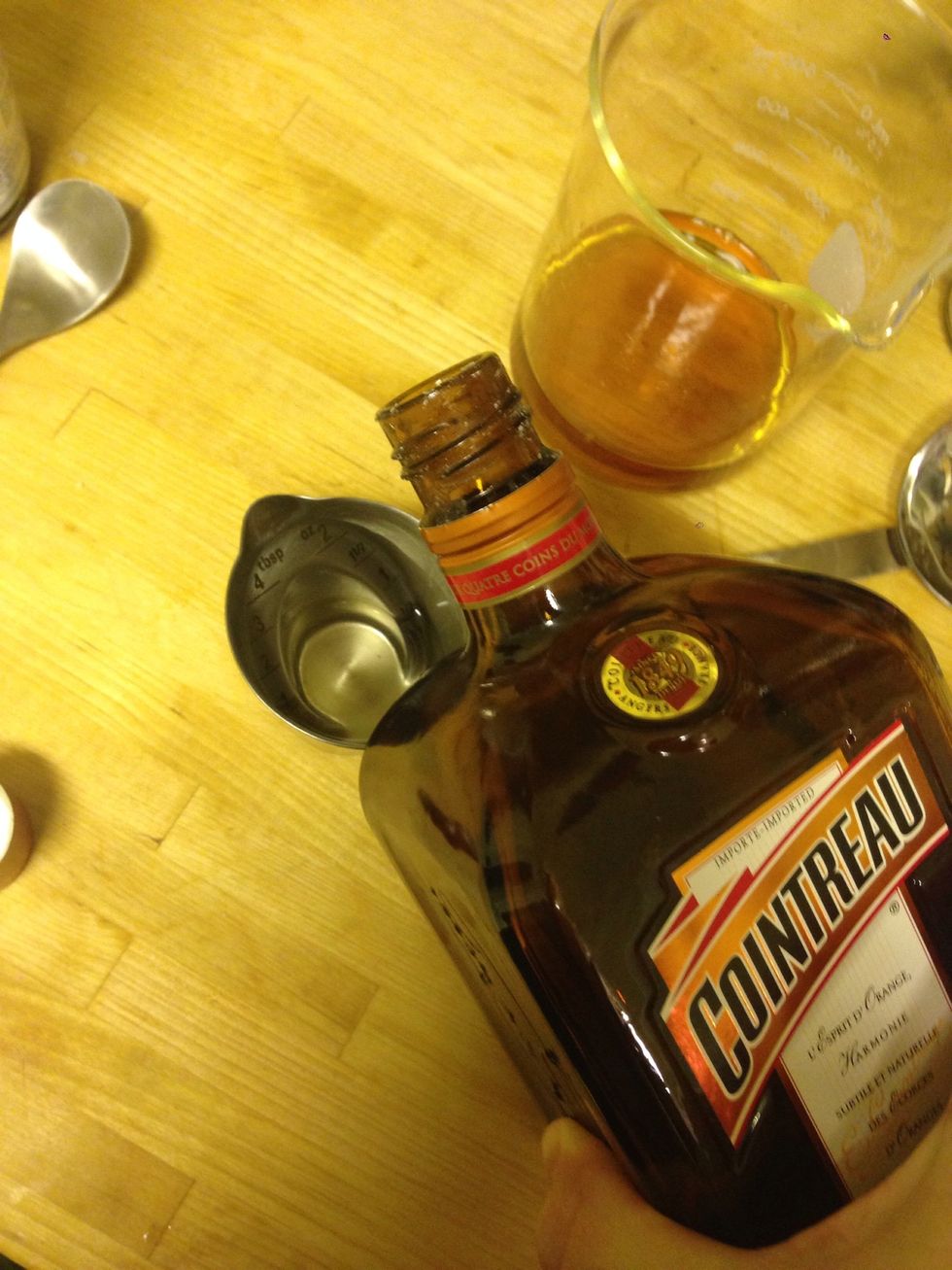 1/2 oz Cointreau