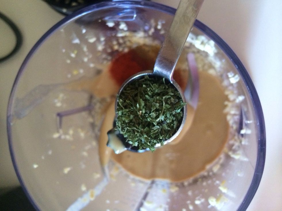 1/2 tablespoon cilantro