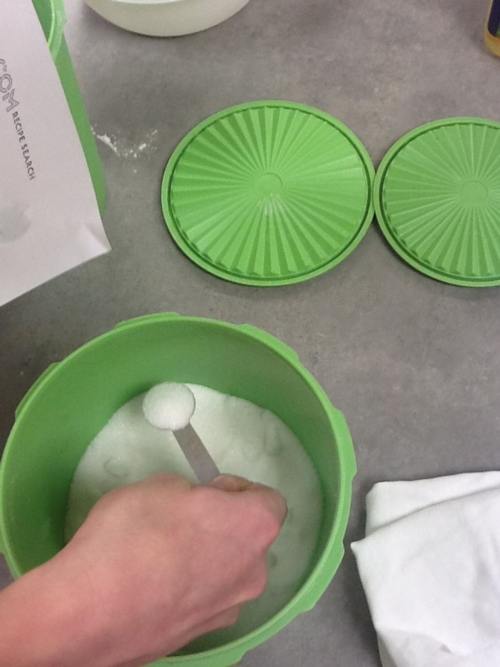 1/2 teaspoon of sugar.