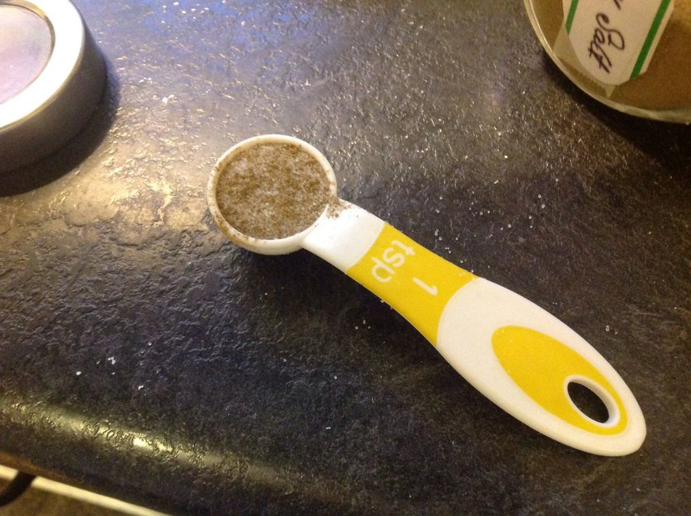 1/2 Tsp of Celery Salt and 1/2 Tsp of Salt mixed