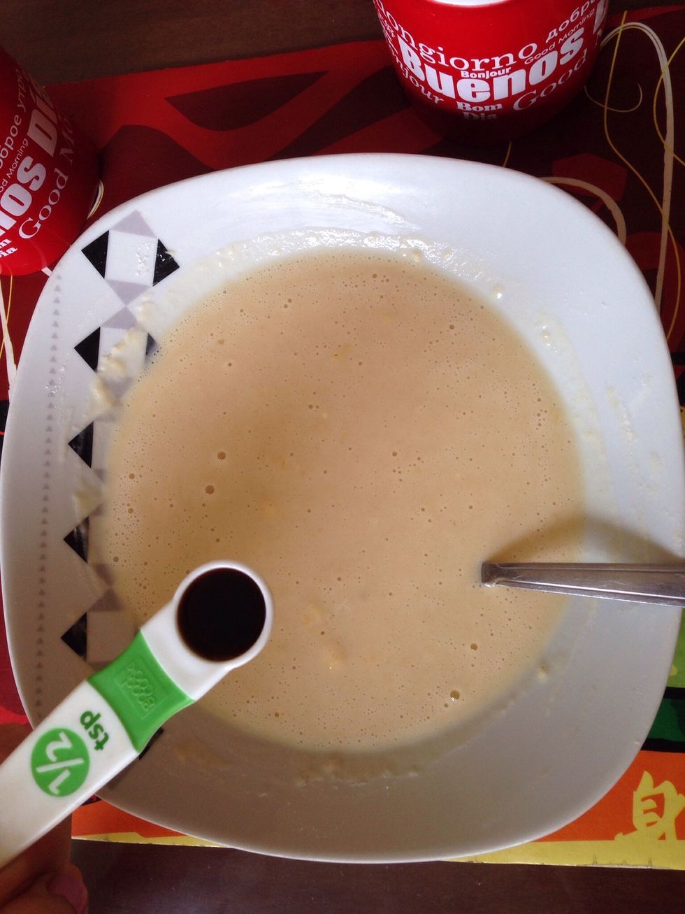1/2 tsp of vanilla extract