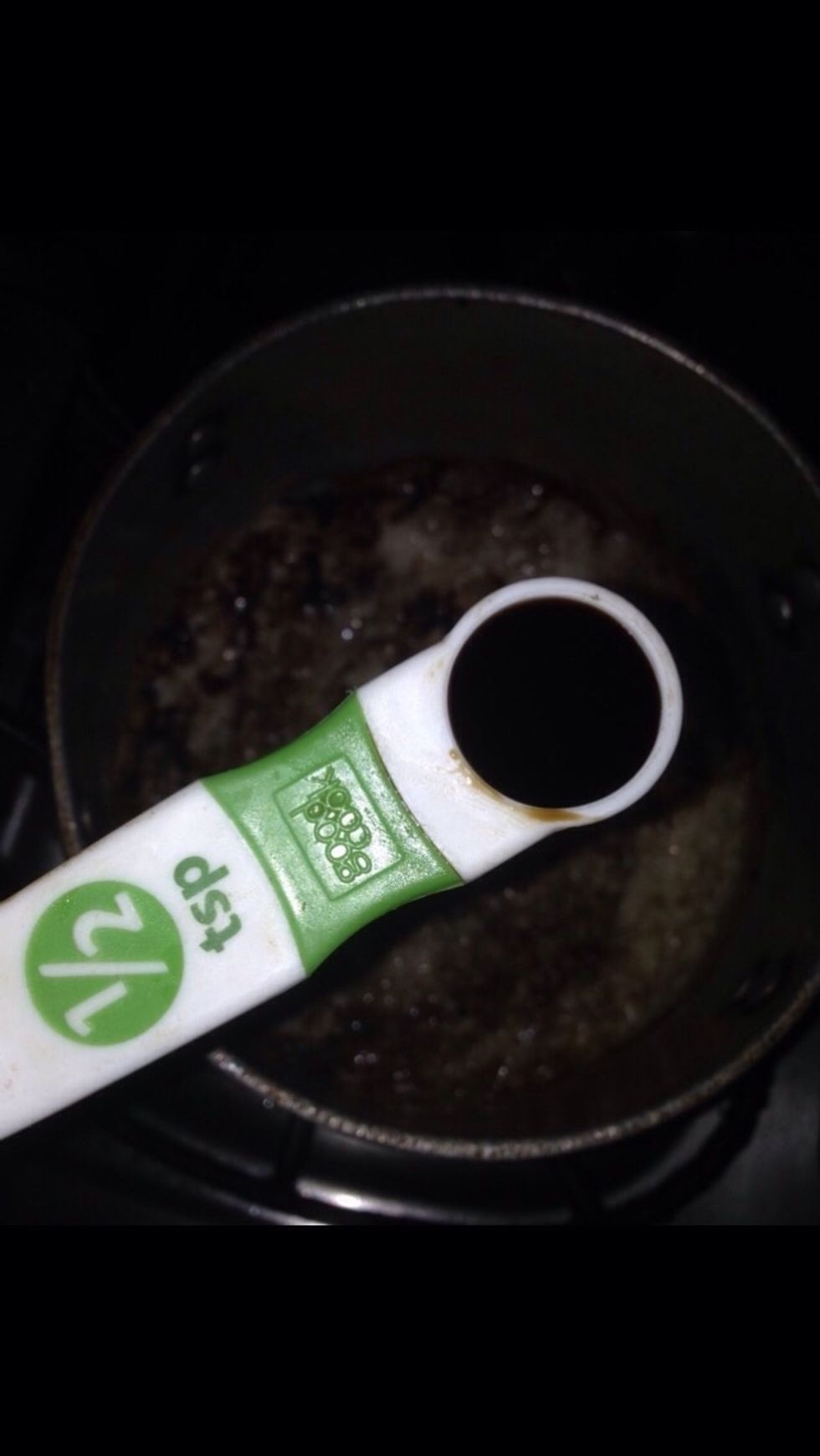 1/2 tsp of vanilla extract