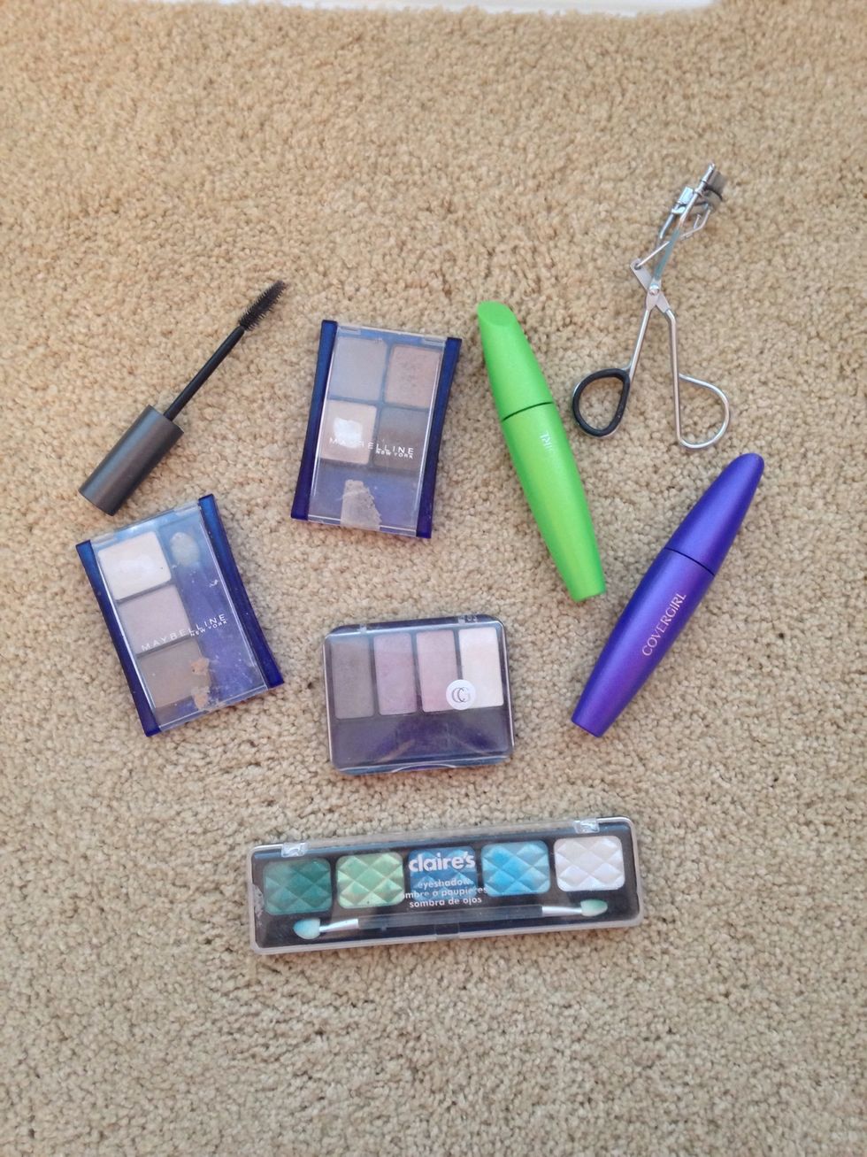 (1/3) Here are the products I used to create this look. If you want the specific name of a certain product, just leave it in a comment and I will get back to you!