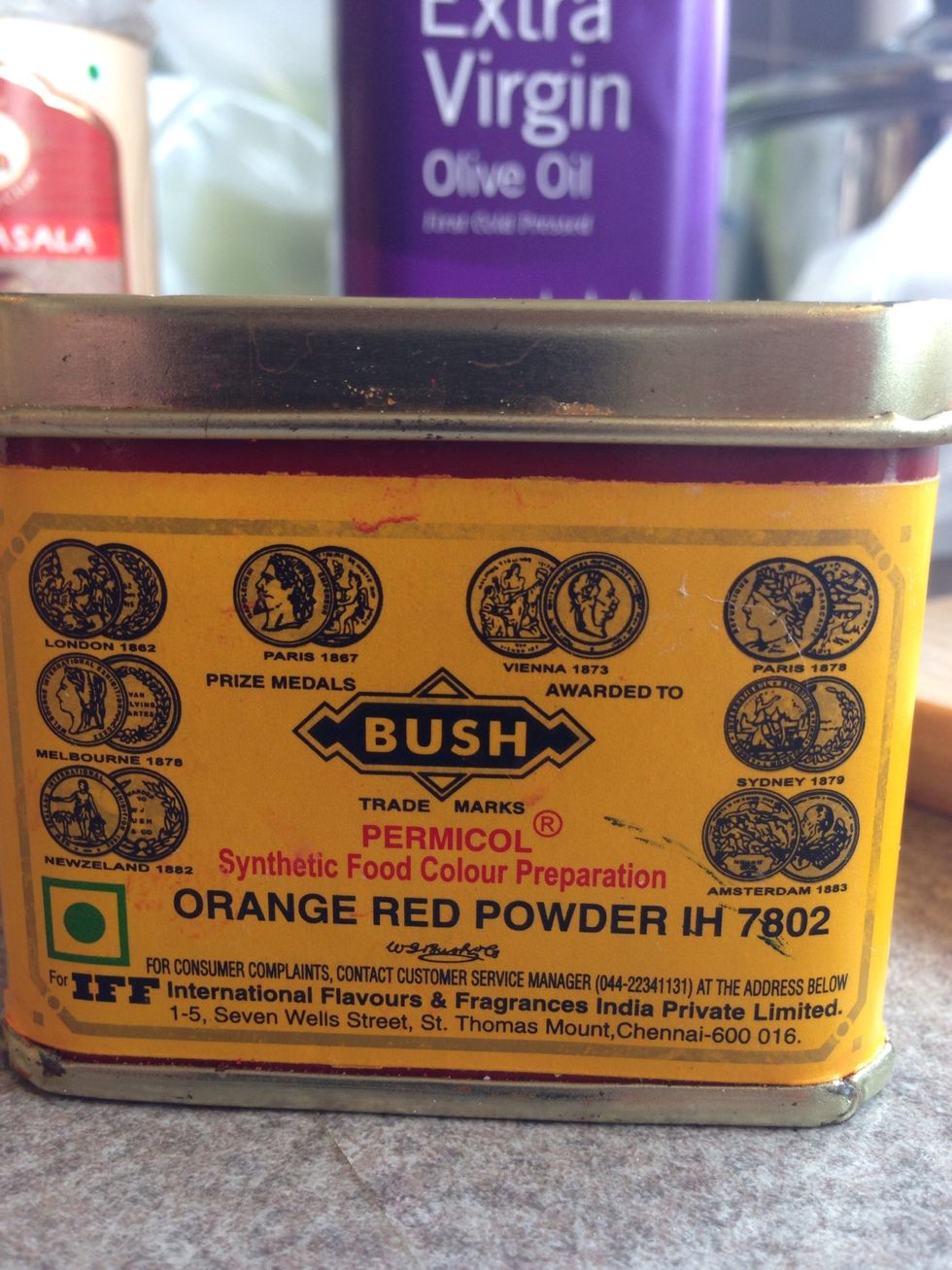 1/4th table spoon of Red food colouring