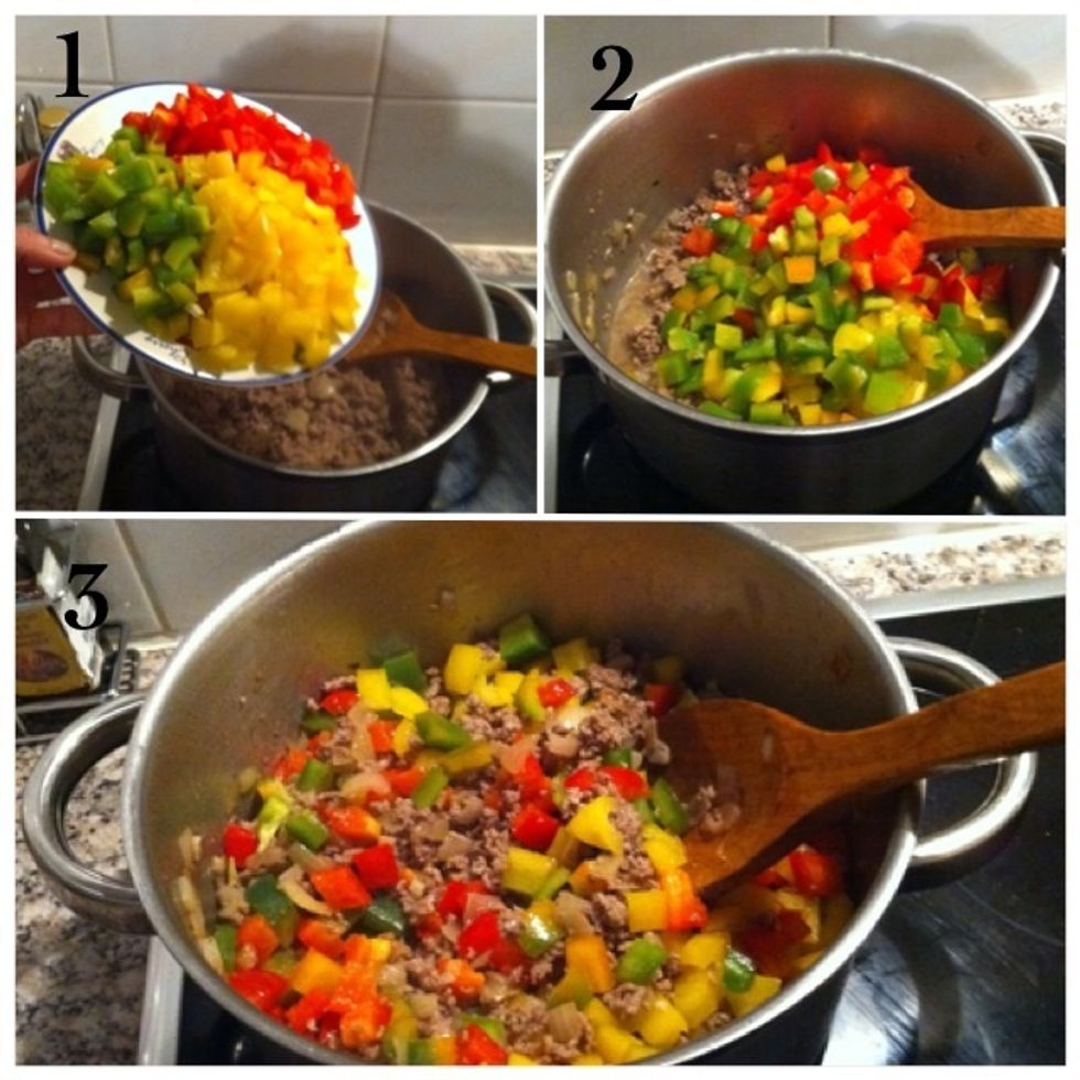 1) Add bell peppers; 2) Mix together; 3) Keep stirring for a minute