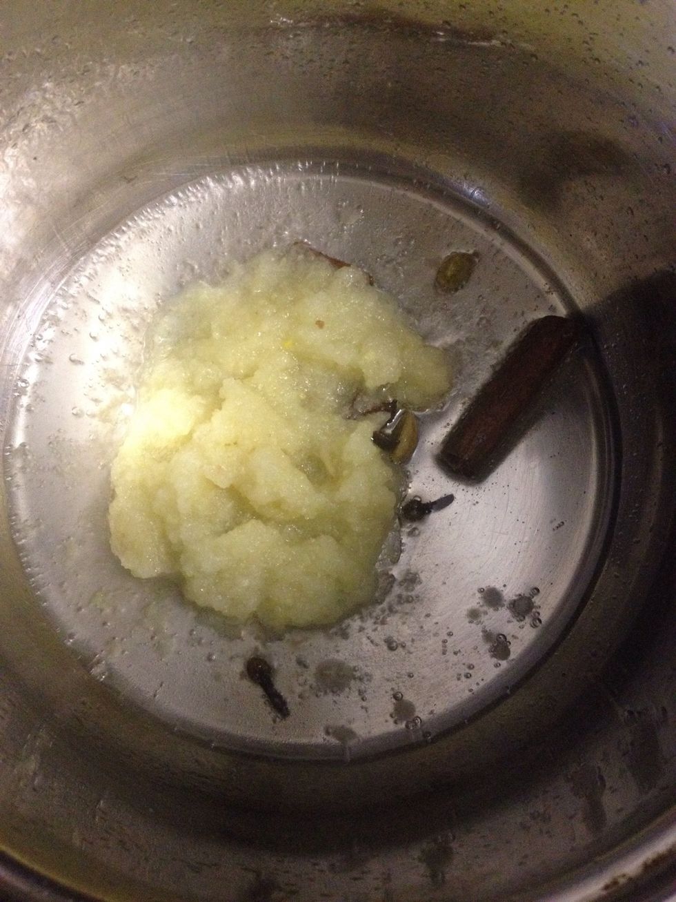 1. As usual, I use coconut oil to fry the shallot 2. Next, fry the raw spices 3. Put in the onios, garlic and ginger