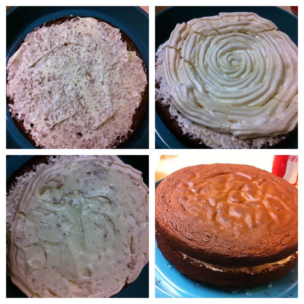 1)First part of the smear with cream.2) add meringue. 3) cream . 4) cover the second part.