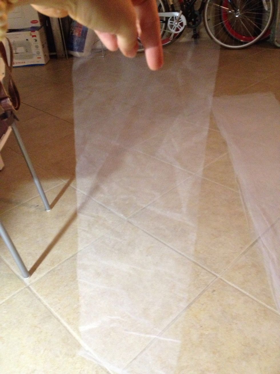 1 piece. Grab it, fold in half, make a loop, then pull thru itself around a ribbon cut to fit the waste. My ribbon was about 50" long.
