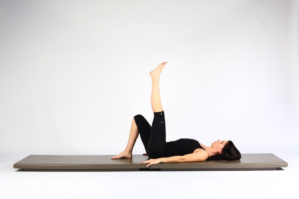 1.SINGLE LEG HIP LIFT KNEE EXTENDED- Starting on back place feet hip distance apart and then lift one foot off the mat. Straighten knee reaching foot to ceiling. Try to start in a neutral spine.