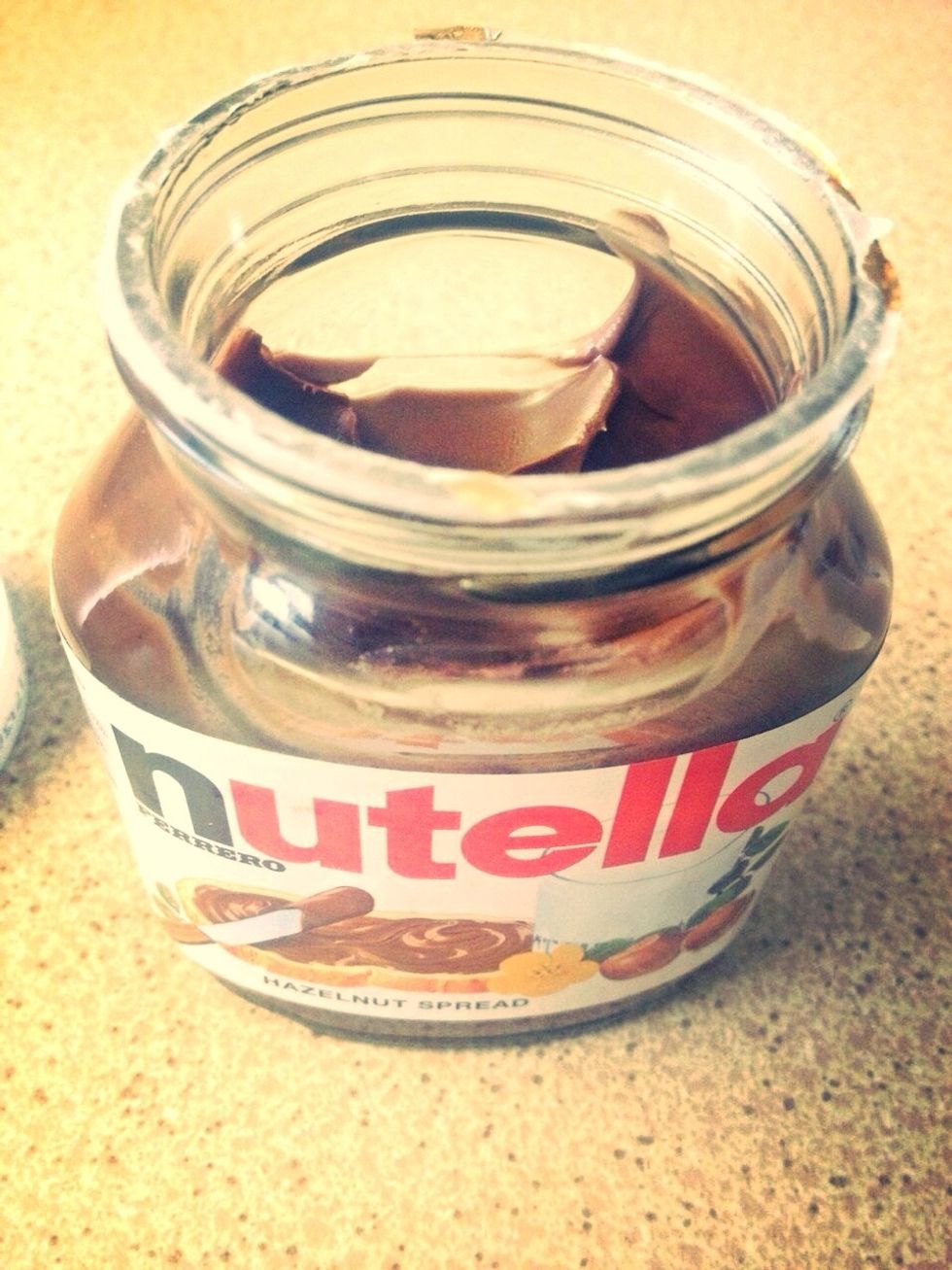 1 spoon of chocolate spread