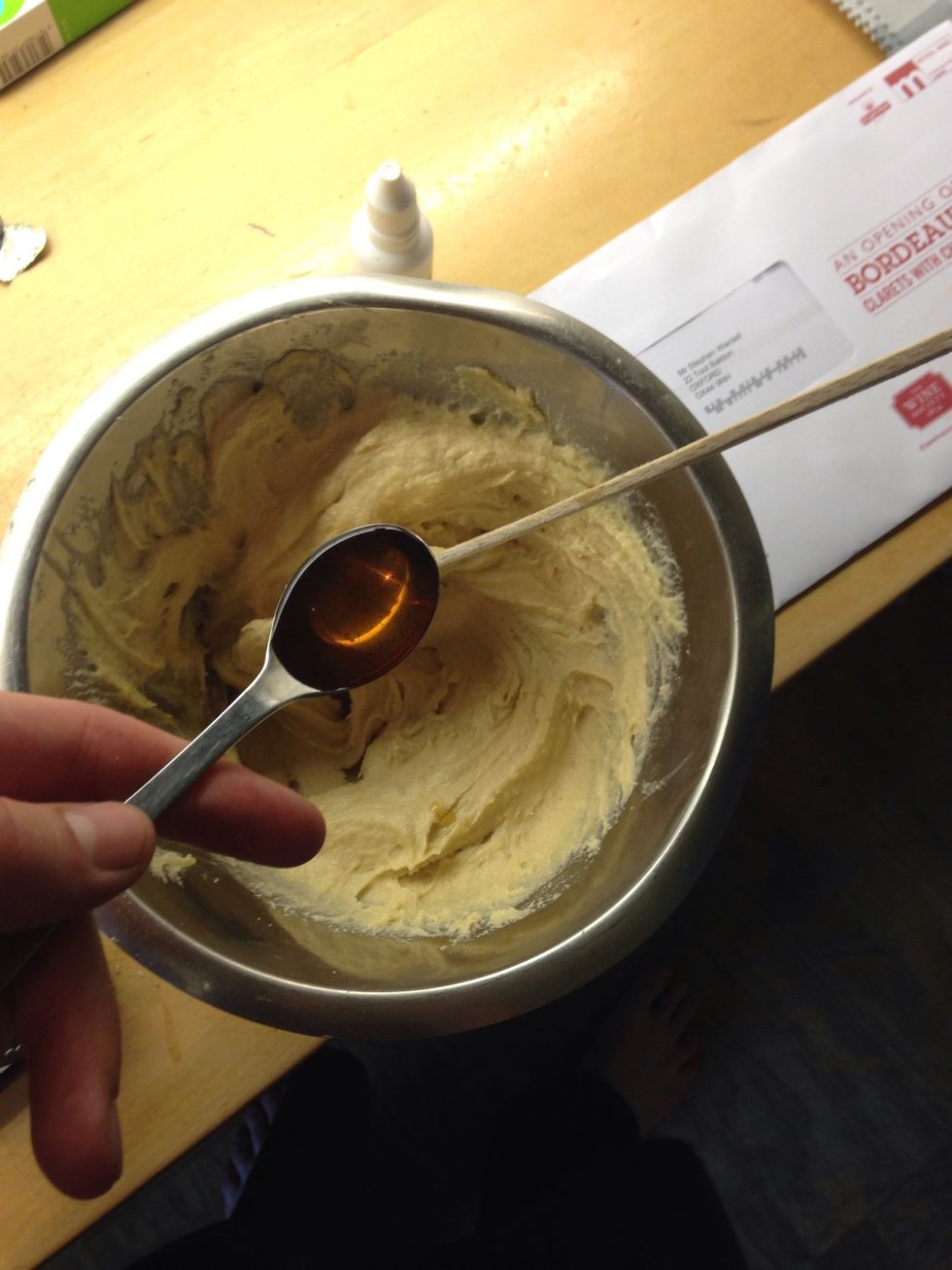 1 teaspoon of vanilla extract