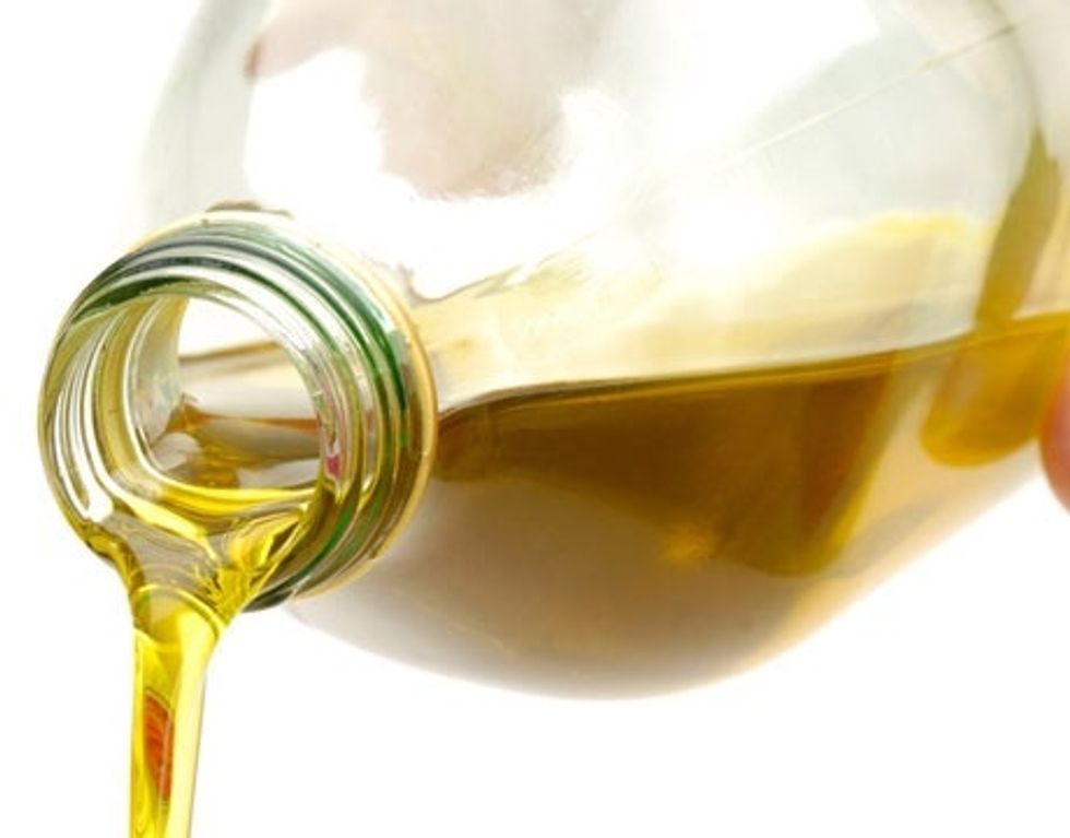 1 teaspoon of vegetable oil
