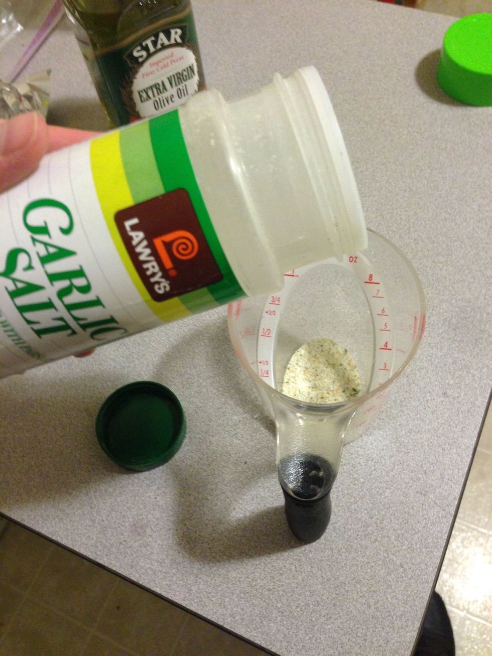 1 tsp of garlic salt.