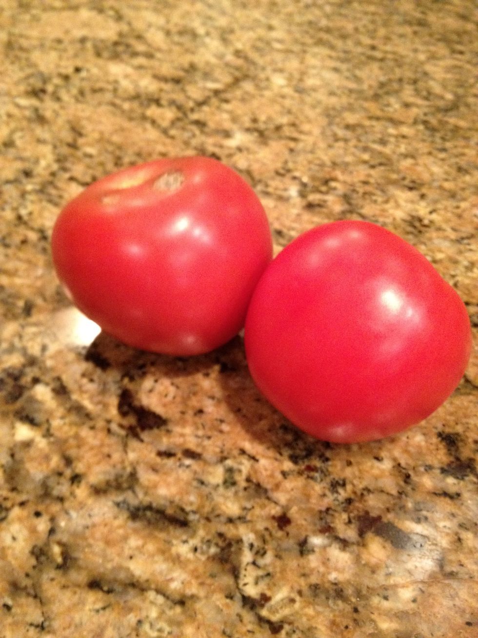 12 Medium Size Tomatos