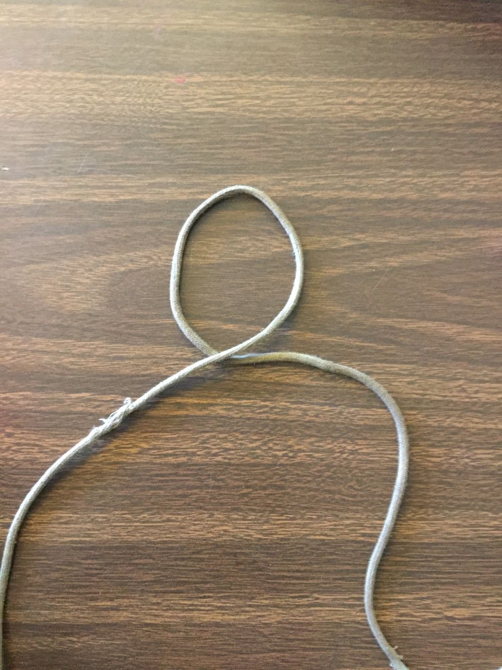 1st make a circle with the rope