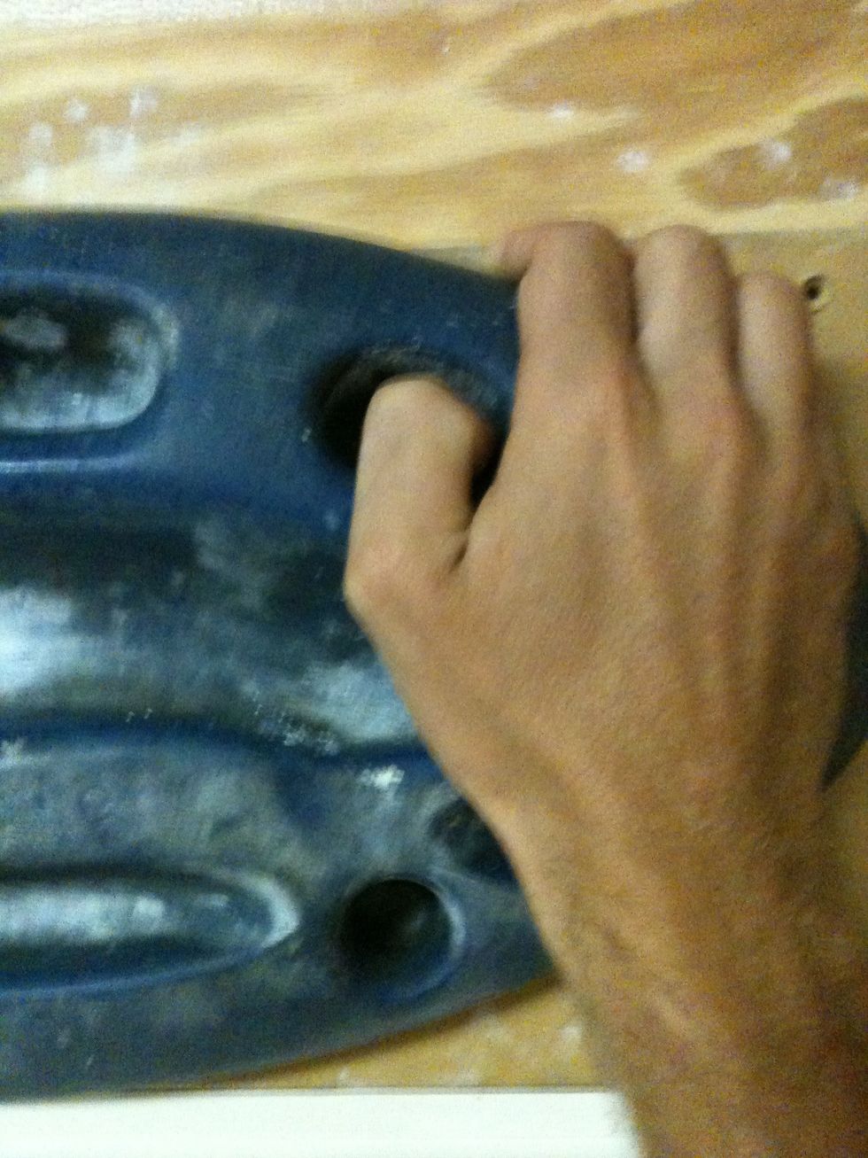 1st minute: 15 second hang, Jug