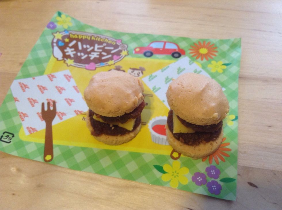 2 beautiful little Double Decker Burgers!!!