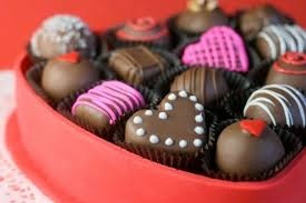 2.Chocolates: Just as a way to a man\u2019s heart is through his stomach, way to his lover\u2019s heart is by gifting her chocolates. It's safe to assume that all women out there are in love with chocolate.