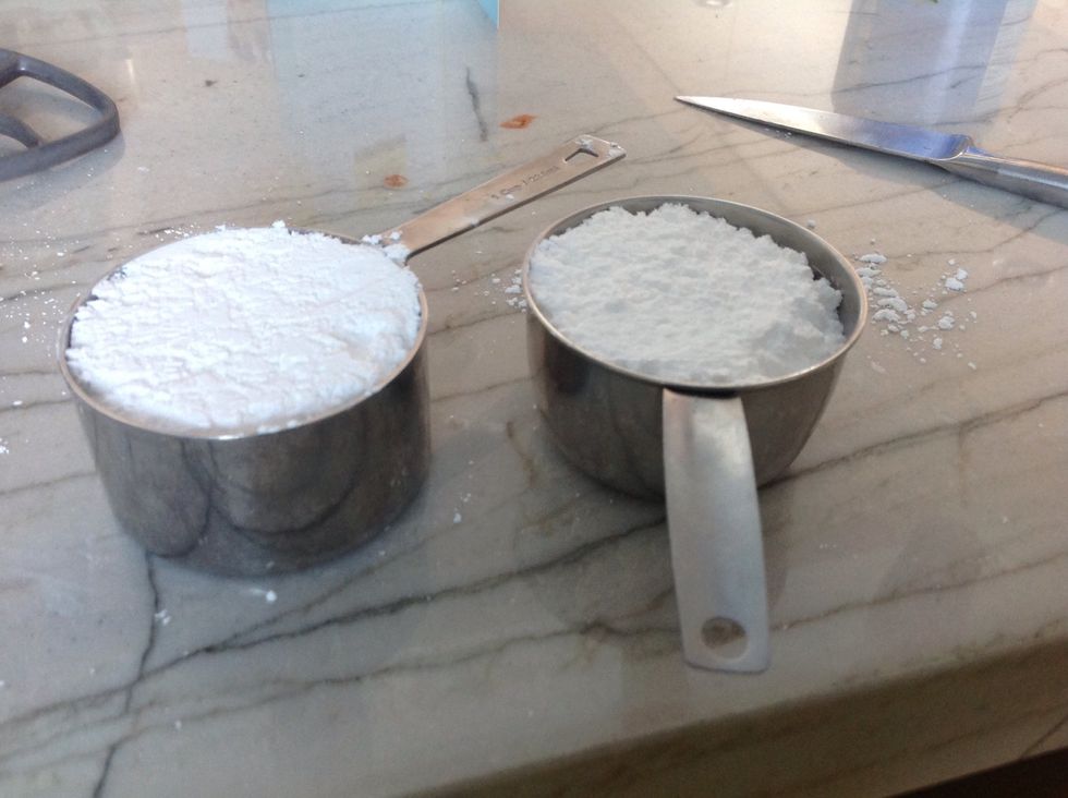 2 cups of powdered shugar