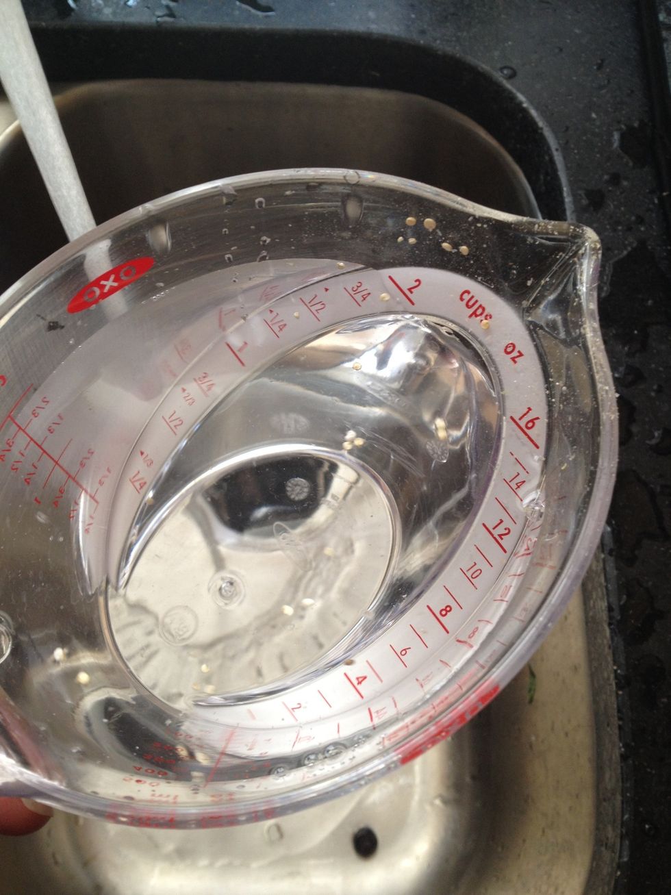 2 cups of water pour into rice cooker