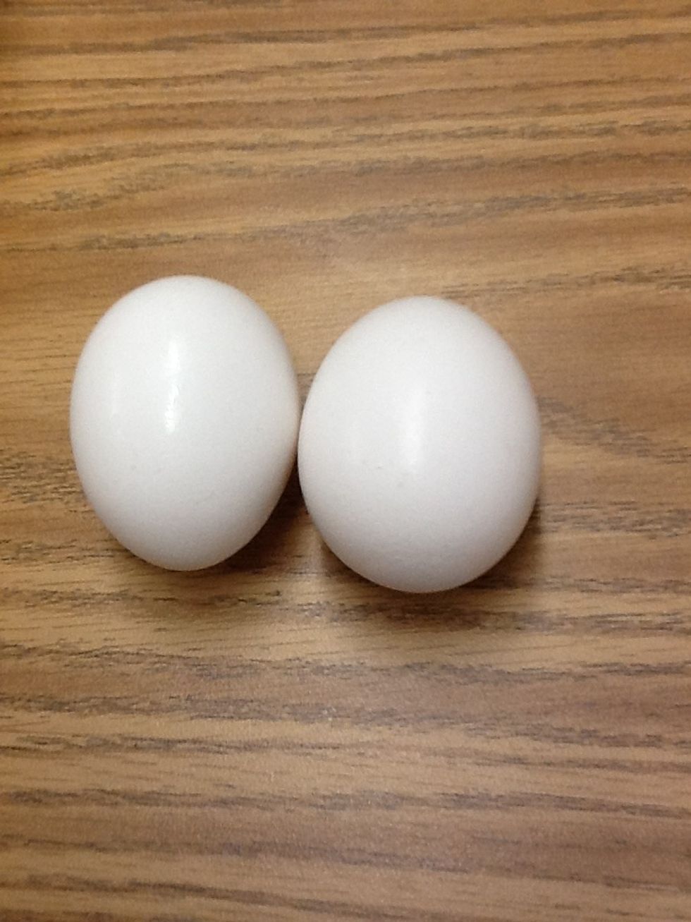2 eggs