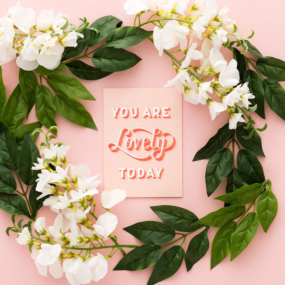 2. For the friend who could use a little encouragement: What are friends for if not to be there when life gets a little rough? This card will remind her just how lovely she is. http://bit.ly/2cMmx1