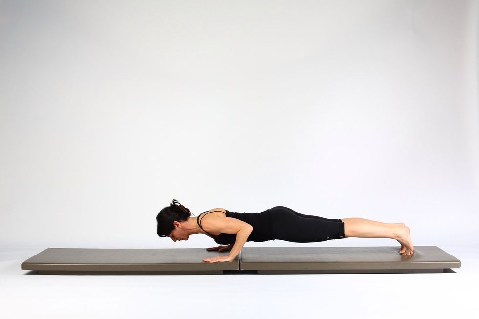 2. HIGH PLANK WITH PUSH UP INTO SIDE PLANK Lower body down towards floor by flexing elbows. ( avoid stomach sagging or head dropping first)