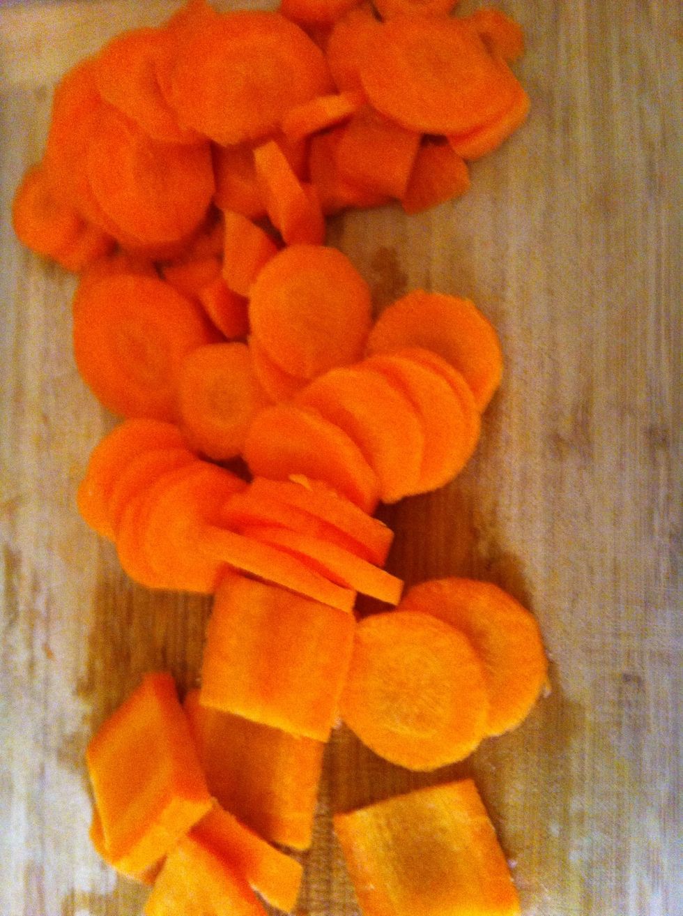 2 medium carrots, sliced