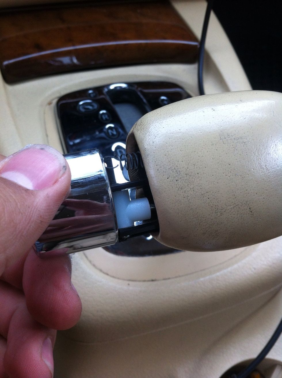 2. Pull out the button. You might have to pull a bit hard.