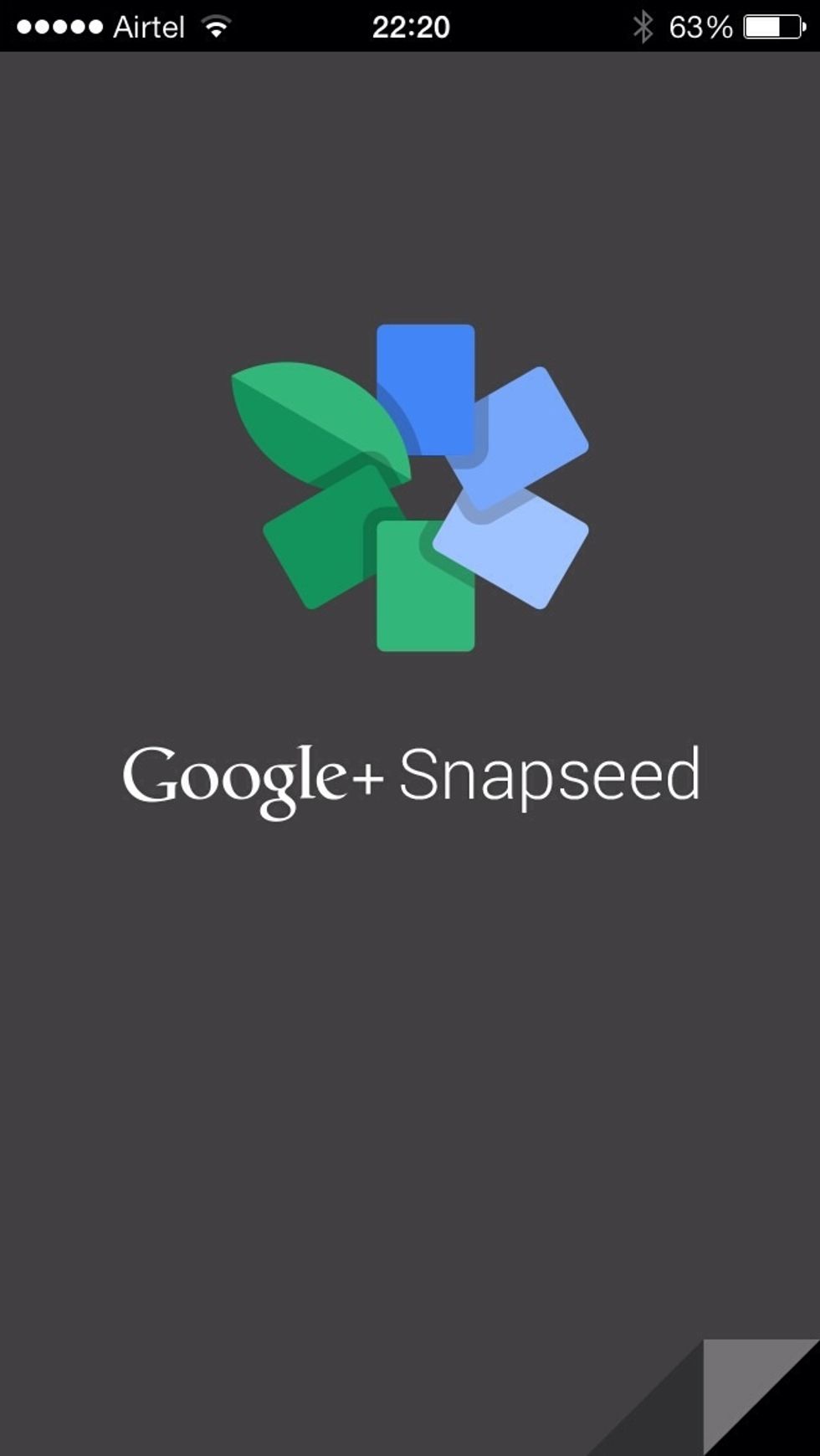 2) Snapseed is the only photo app you would want to use everyday.It makes any photo extraordinary with a fun, high-quality photo experience right at your tips