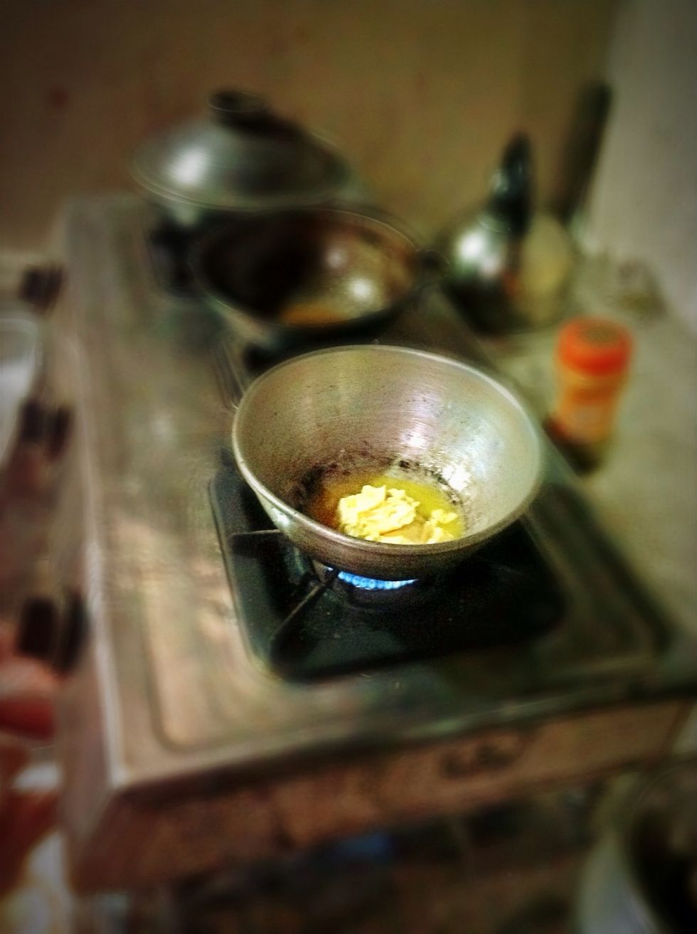 2 tablespoon in the pan....