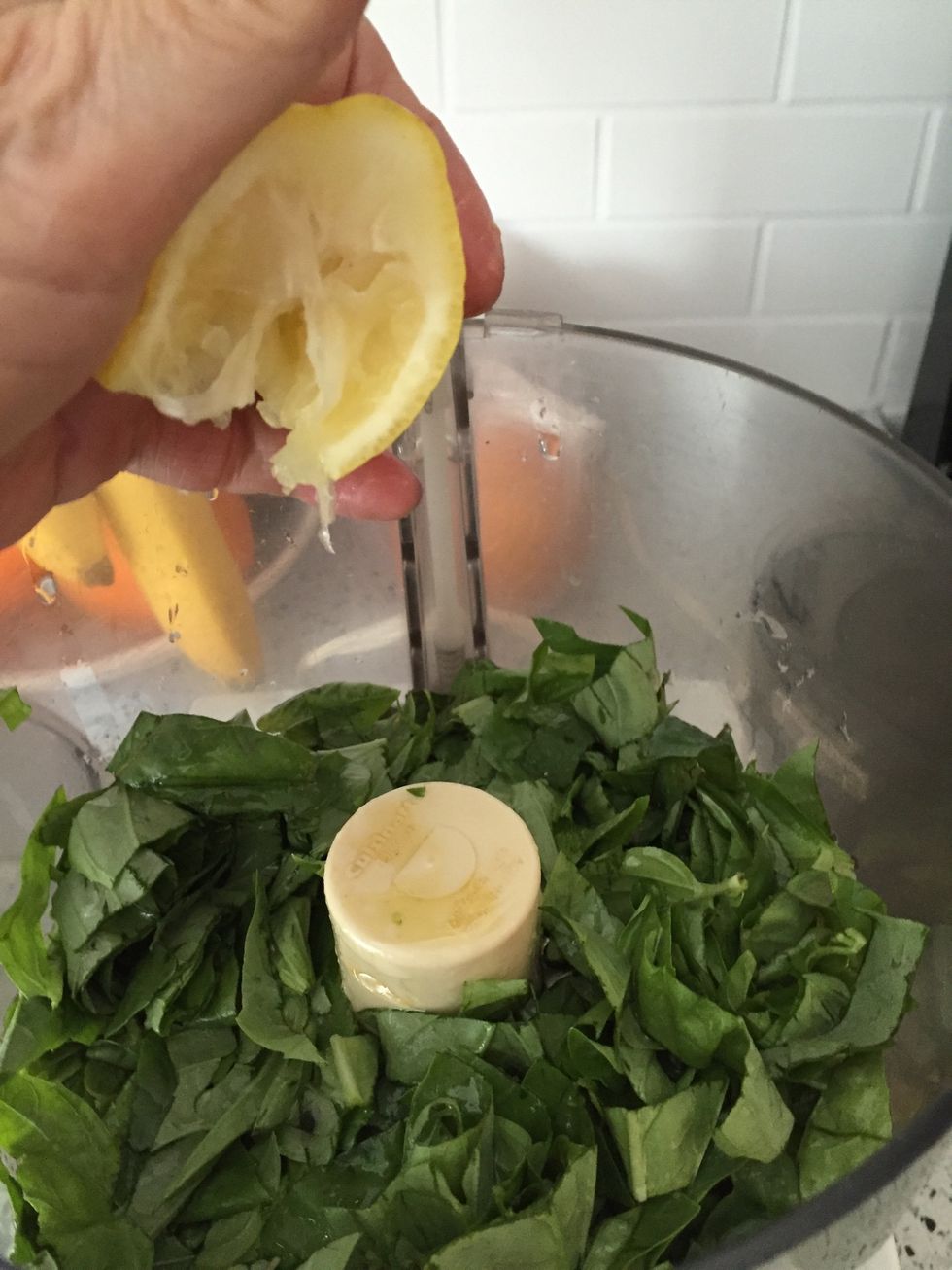 2 Tbsps fresh squeezed lemon juice