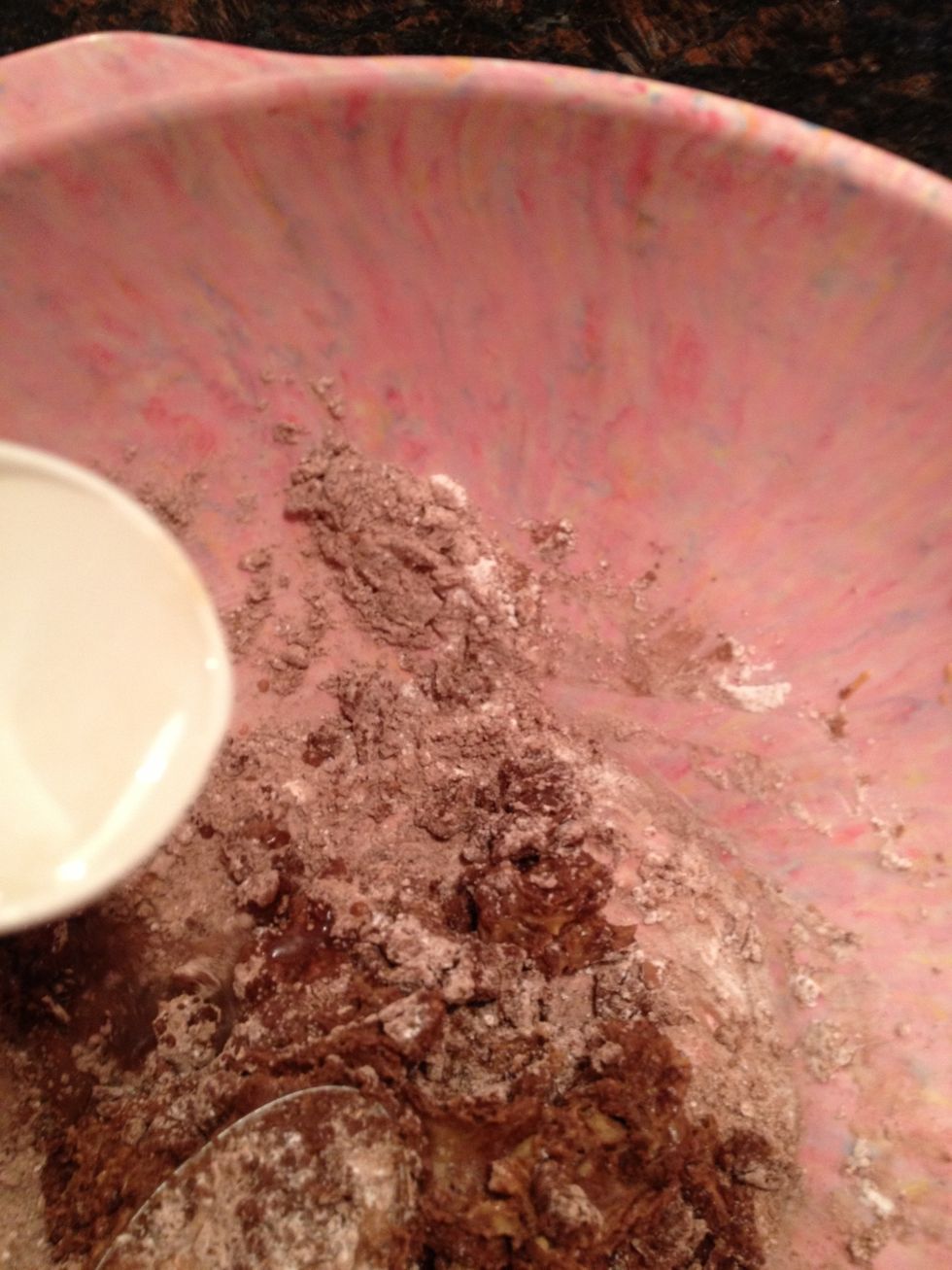 2 teaspoon of water. Mix.