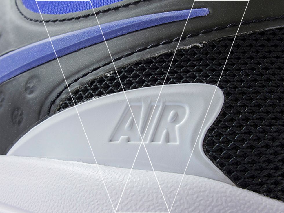 3. Air Max Zero's will have an Air logo debossed into the side molding. Make sure the typeface used is correct, note how the A and I are joined.