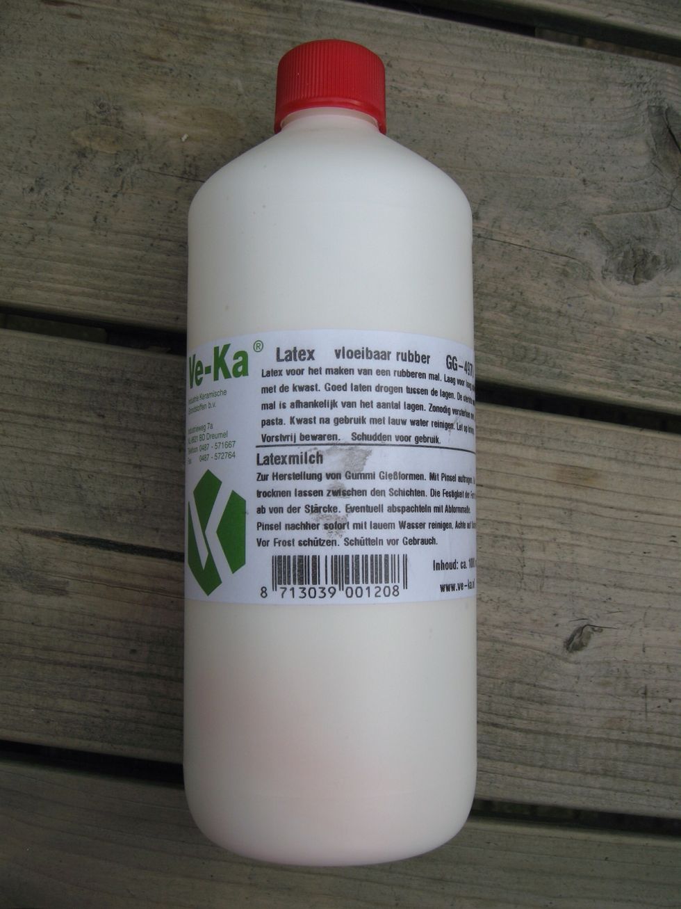 3 Buy fluid latex. This is an expensive bottle!