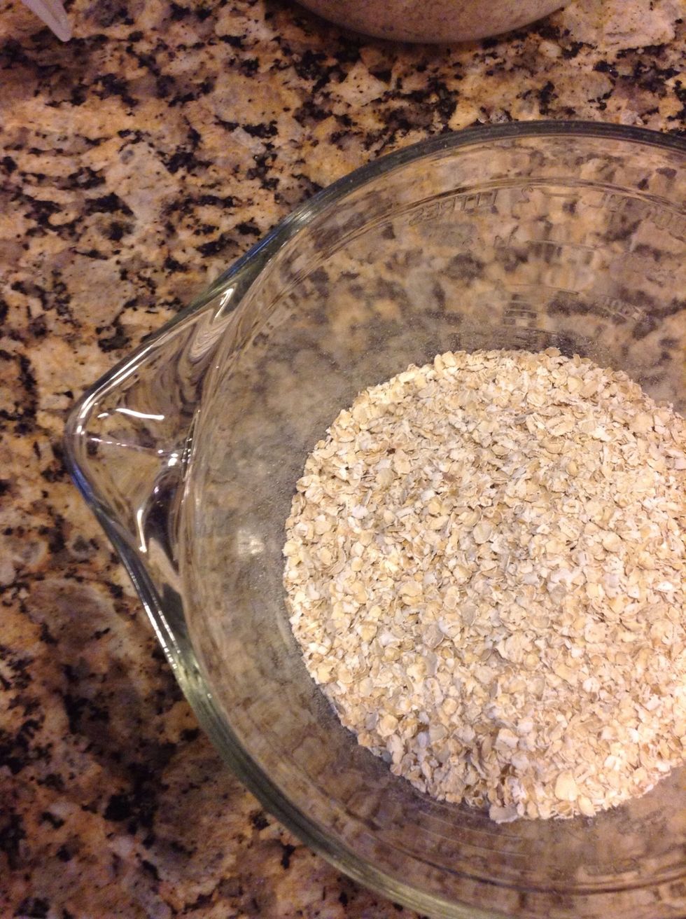3 cups rolled oats. I don't use the quick cook kind but am sure it would substitute and turn out as well