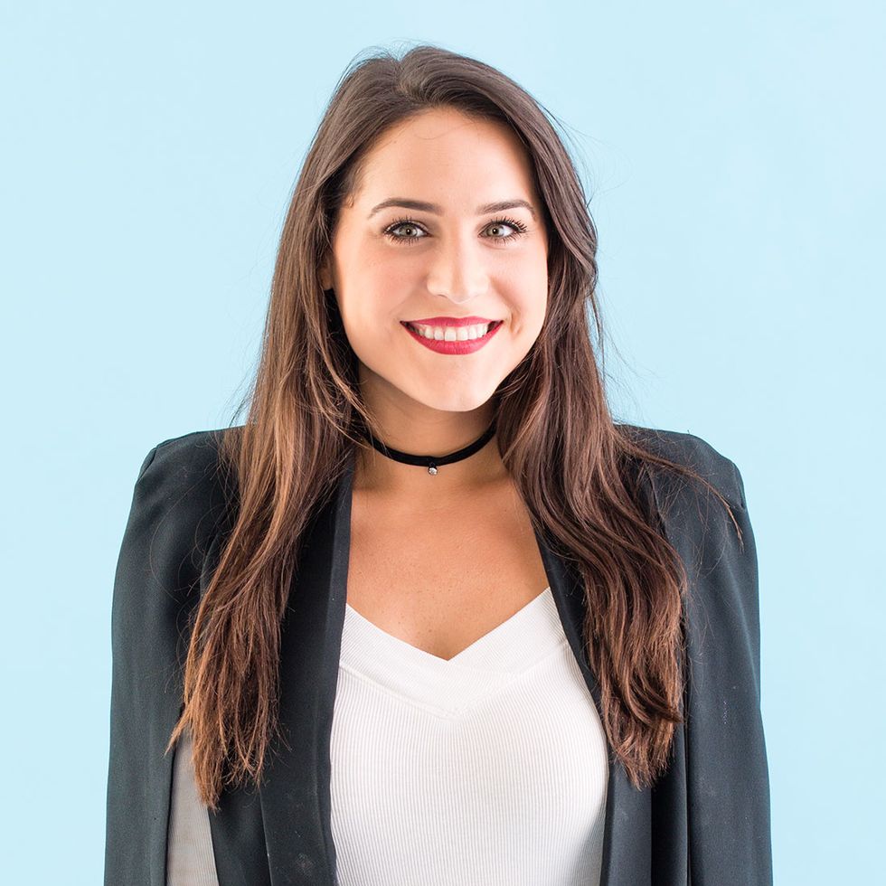 3. DIY Choker: If you haven\u2019t noticed, 2016\u2019s hottest jewelry trend is the beloved \u201890s throwback choker. We love that we can make a bunch of chokers in one DIY sesh. http://go.brit.co/2hSp5eo