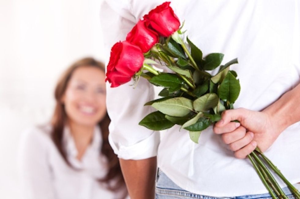 3. Flowers: These are one of the best same day delivery gifts. Be it rose or any other flower, you can easily order them online and present it to her on her special day.