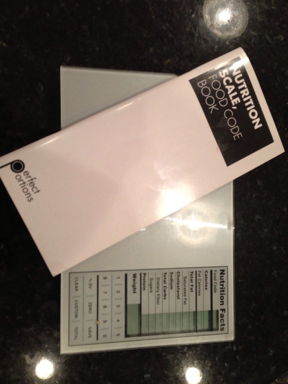 3.If you have a food scale, use it to weigh your portions, especially meat products. In this recipe, I use 1 1/2 lbs. of grilled chicken breasts and 4 slices of turkey bacon.