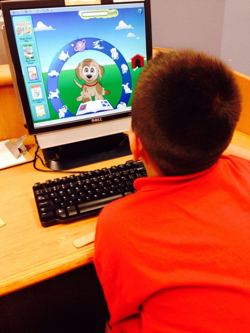 3. Then you type the name of the book that you are looking for into the OPAC. If you don't know which book you want, you may look at the pictures and find a book that looks familiar or interesting.