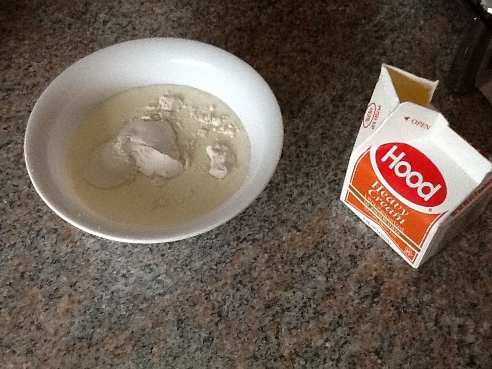 30 minutes before serving, combine flour and cream in a small bowl to remove chunks.