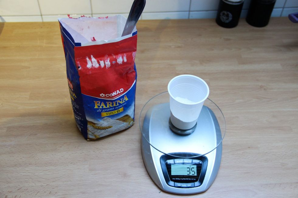 35 grams of flour