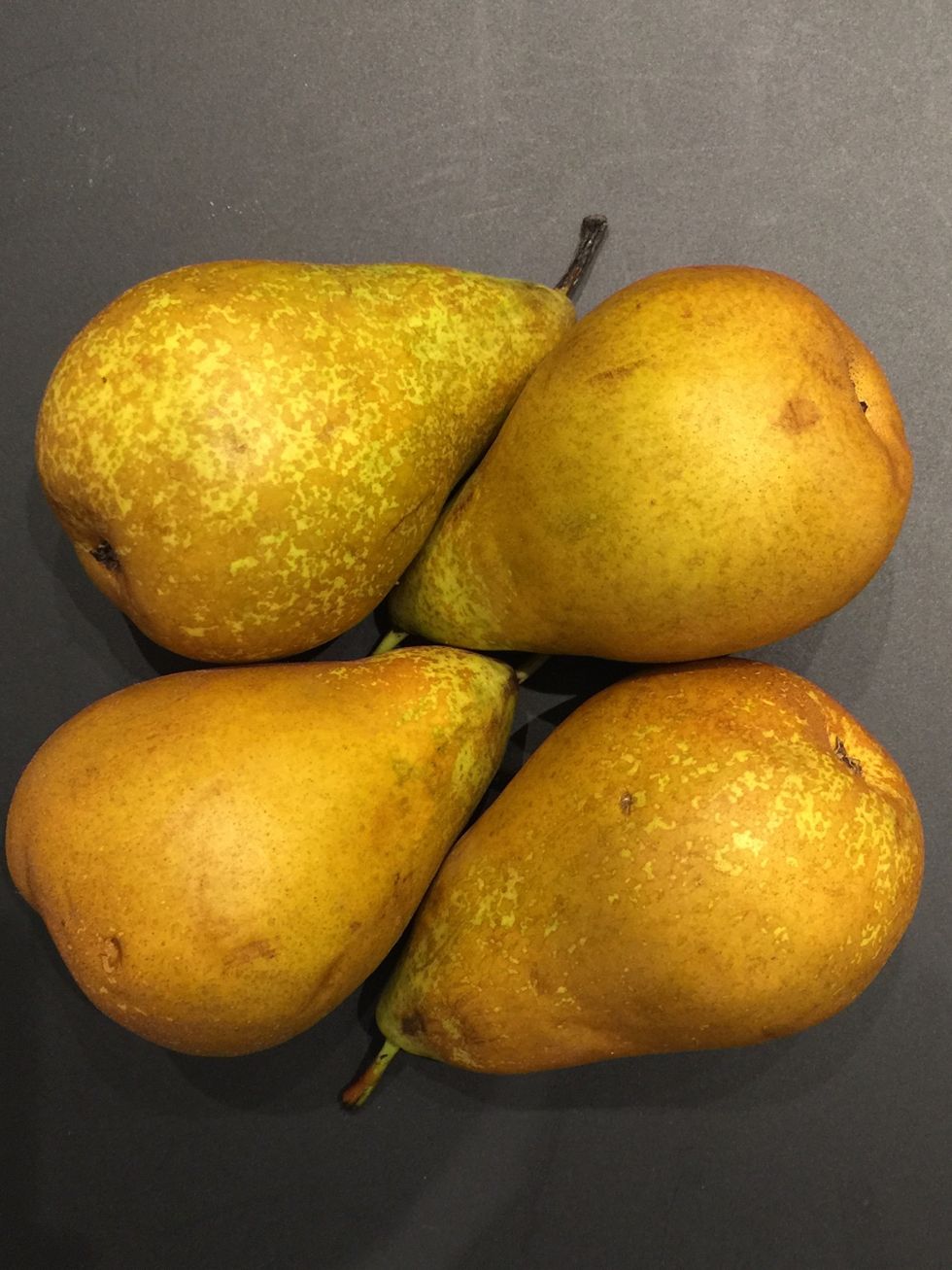 4 pears 'conference' please use pears good for poaching that are available in your area