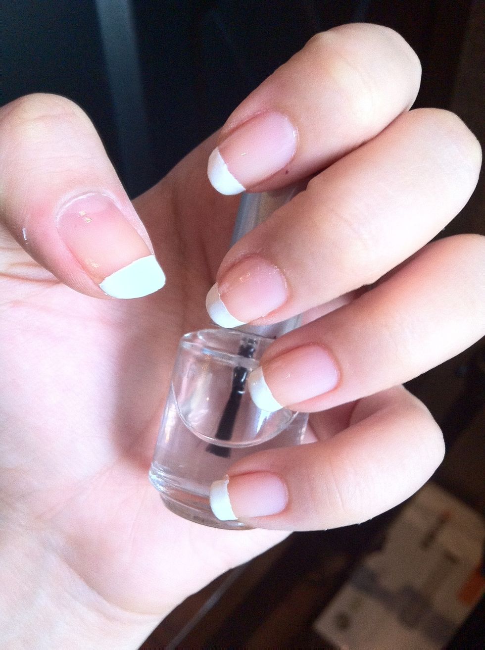 4: Put on the clear coat twice so that your nail polish will last longer.