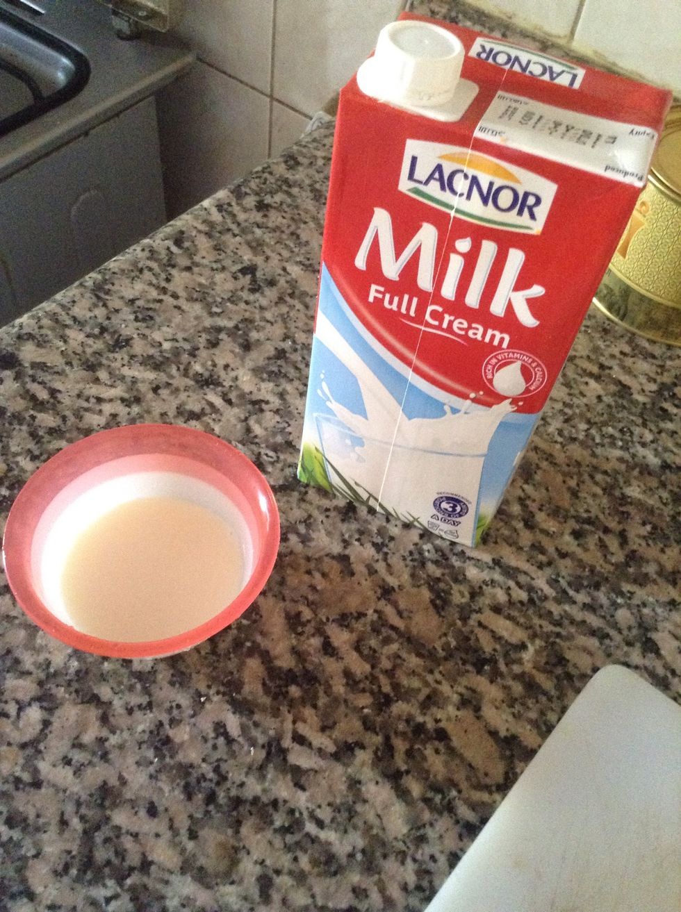 4 tbsp of milk