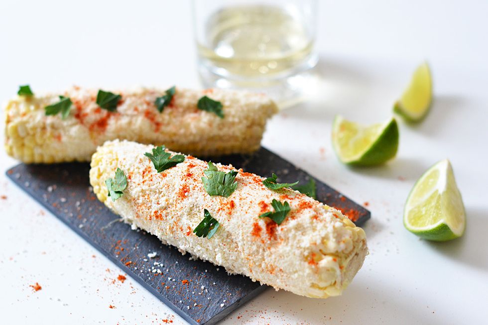 4. The Best Mexican Corn Recipe: Corn on the cob is always a crowd-pleaser and this grilled Mexican corn recipe is great for spicing up a typical summer snack. Click here: http://go.brit.co/28LrbZM
